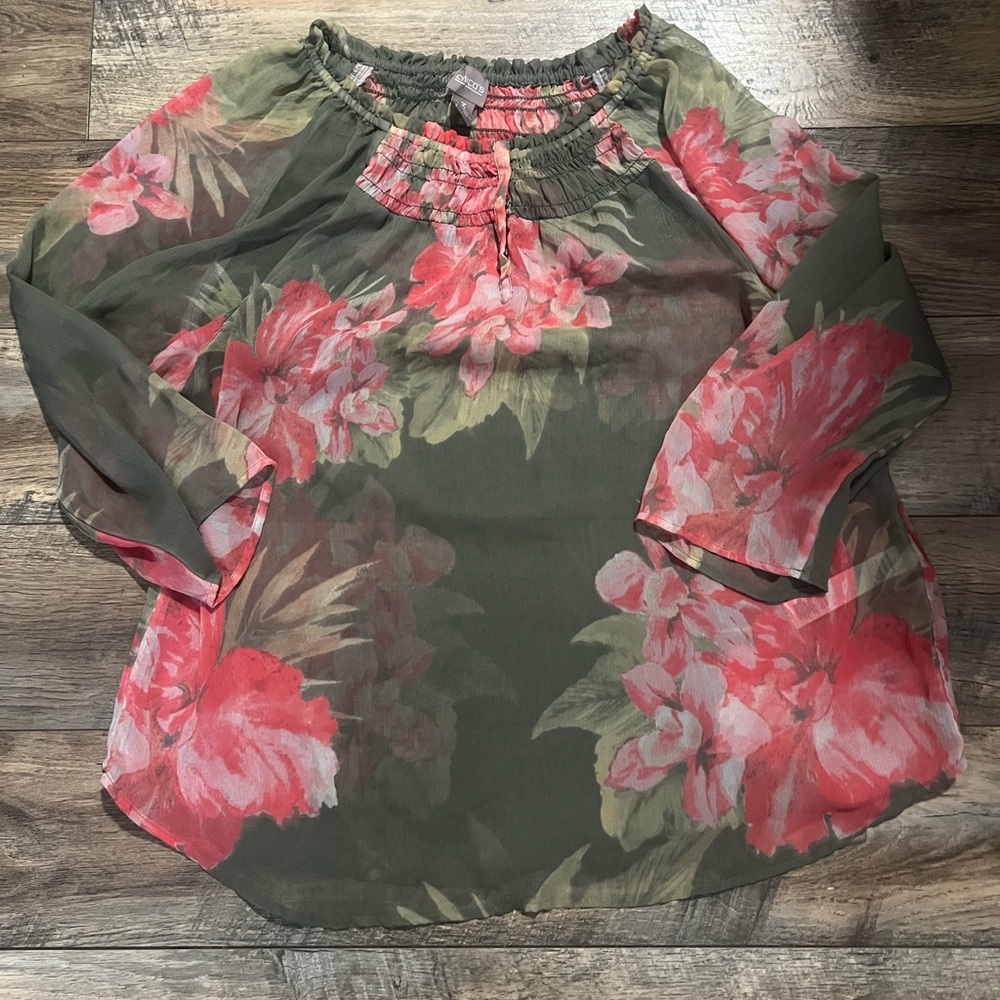 Chicos Semi Sheer Blouse Floral Size 3  Large